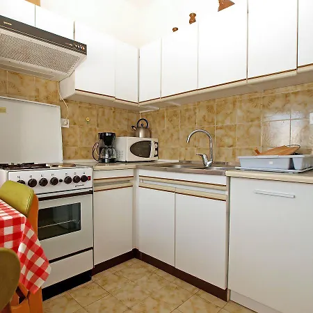 Zvonko 1565 Apartment