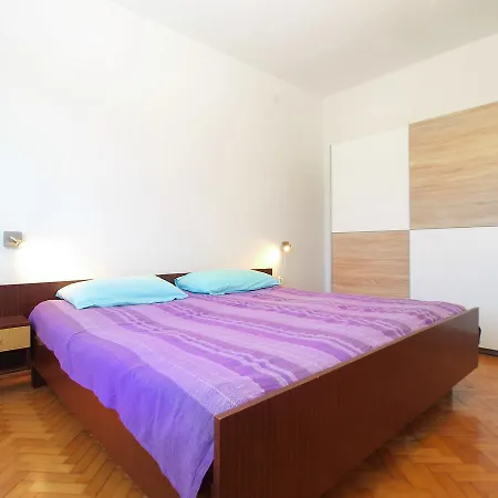 Zvonko 1565 Apartment *