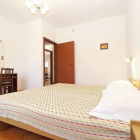 Apartament Zvonko 1565 *