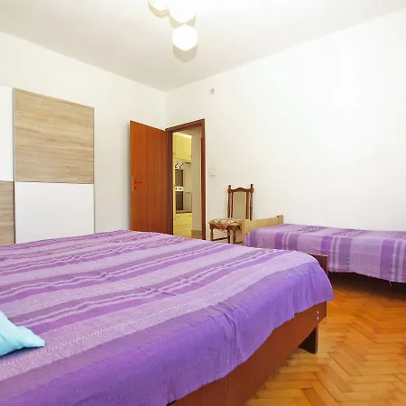 Zvonko 1565 Apartment Medulin